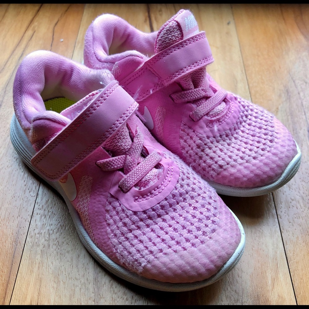 Nike Toddler Revolution 4 Pink Shoes 9C